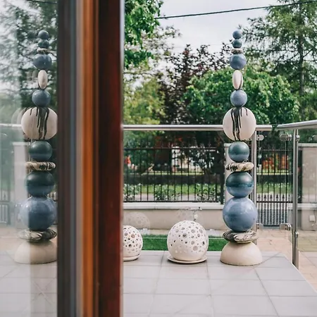 Tilia Apartament *
