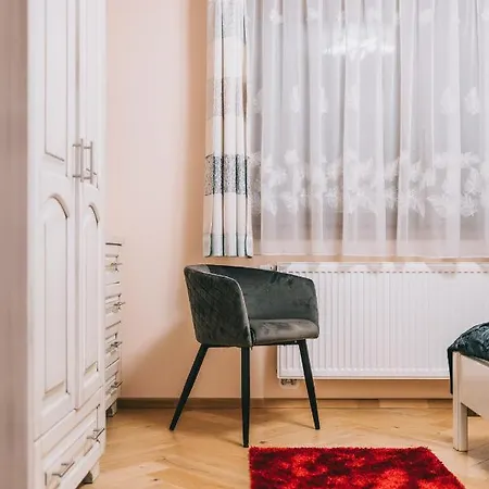 Tilia Apartament *