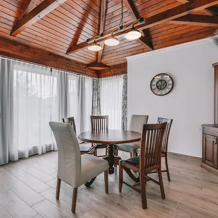 Tilia Apartament *